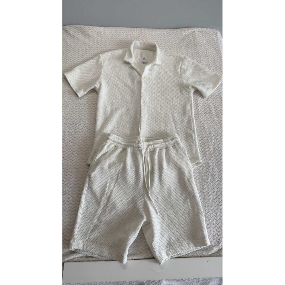 Mania Jeans MU Mens White Textured Waffle Knit 2 Piece Shirt and Shorts Set M
